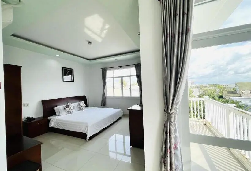 اتاق استاندارد با تراس, Palace Boutique Hotel Rạch Giá