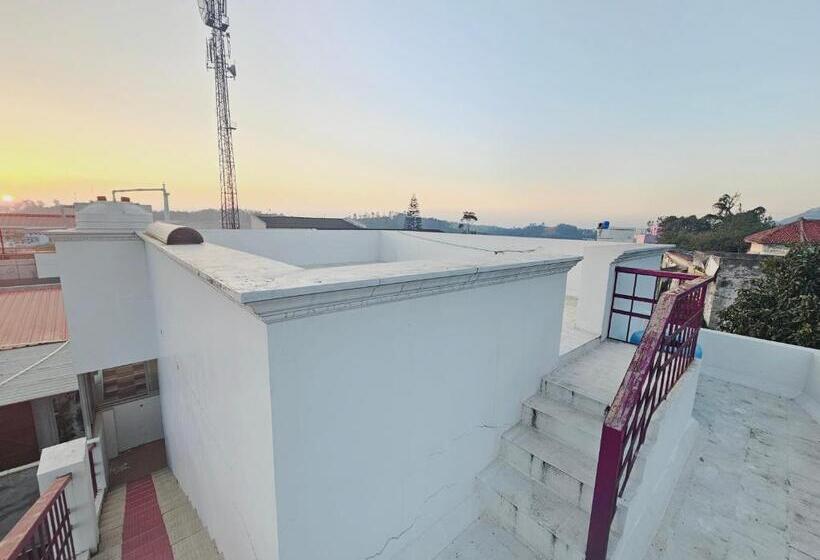 标准间带露台, Chithralaya Guest House