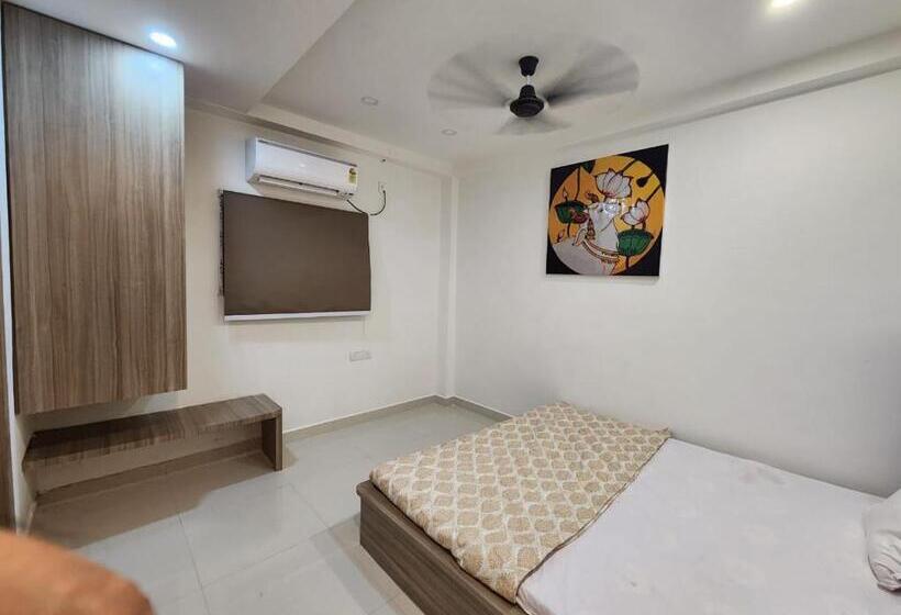 Номер Deluxe, Shyam Hotel Deoghar
