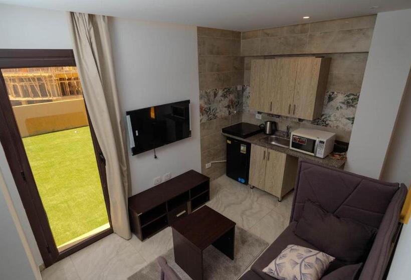 استودیو استاندارد با بالکن, Villaria Serviced Apartments