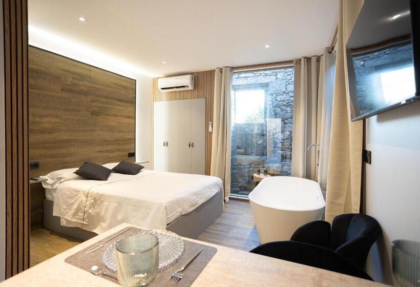 １ベッドルームのデラックスアパートメント, As Alvarizas