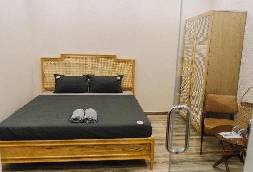 اتاق استاندارد با تخت بزرگ, Lamer Homestay & Villa Vinh Hy Bay