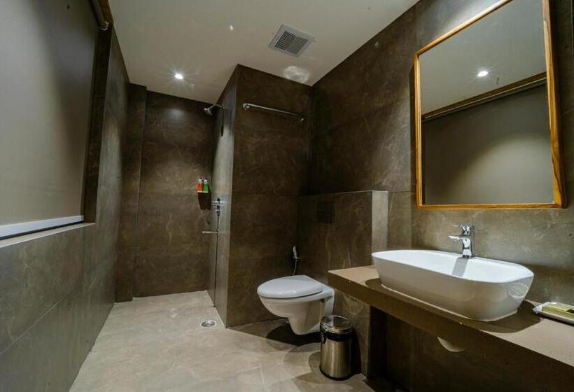 סוויטה, Palacio Regency