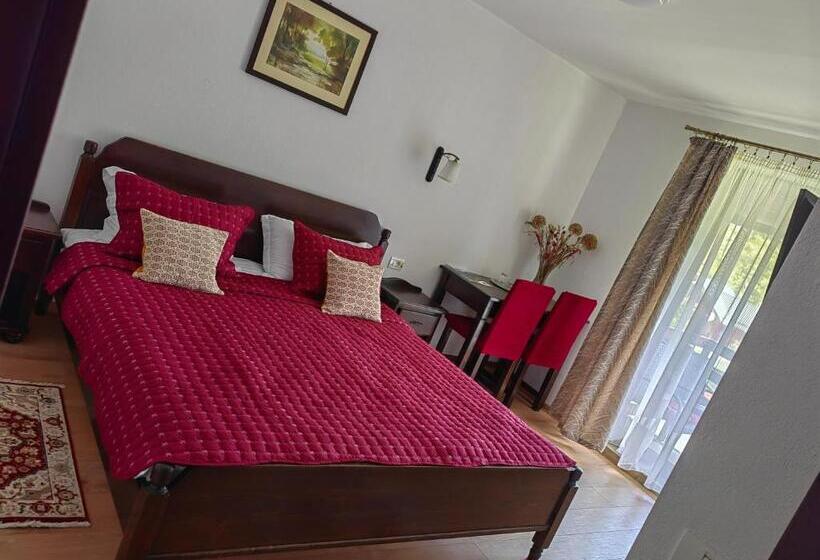 חדר סטנדרט, Pensiunea Pastravaria Vistisoara