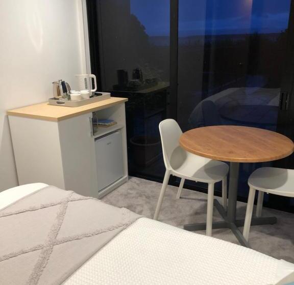 带海景的复工套房, Guest Suite With Sea Views And Thermally Heated Hot Tub