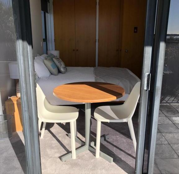 带海景的复工套房, Guest Suite With Sea Views And Thermally Heated Hot Tub