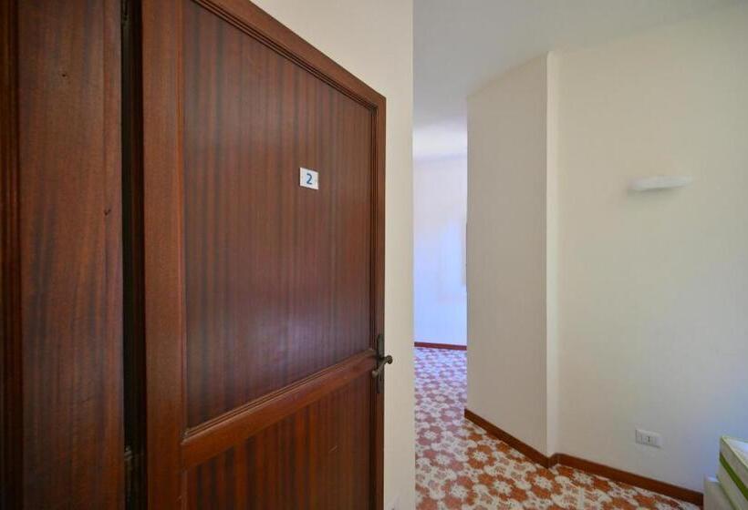 标准间, Figaro Rooms   Ischia