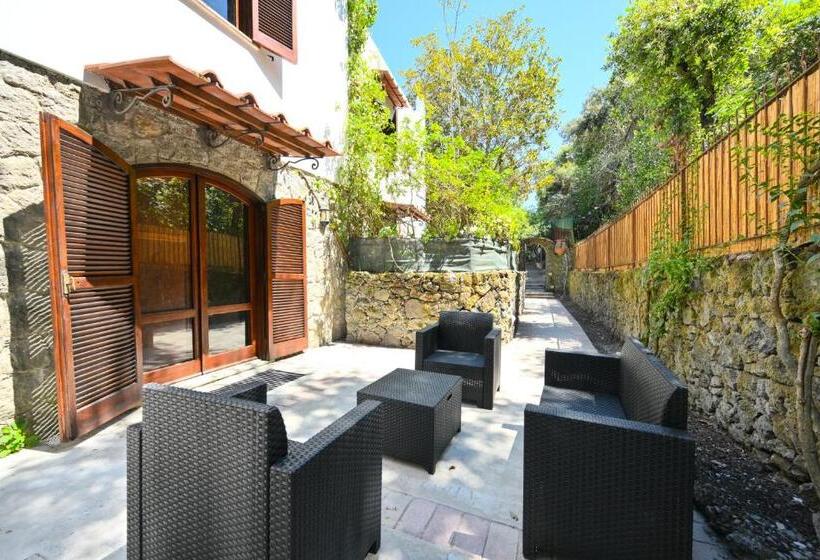 标准间带露台, Figaro Rooms   Ischia