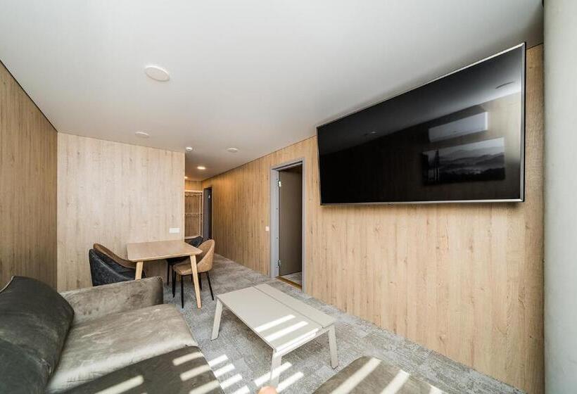 آپارتمان لوکس 2 خوابه, Zaliakalnio Terasos Apartamentai 2