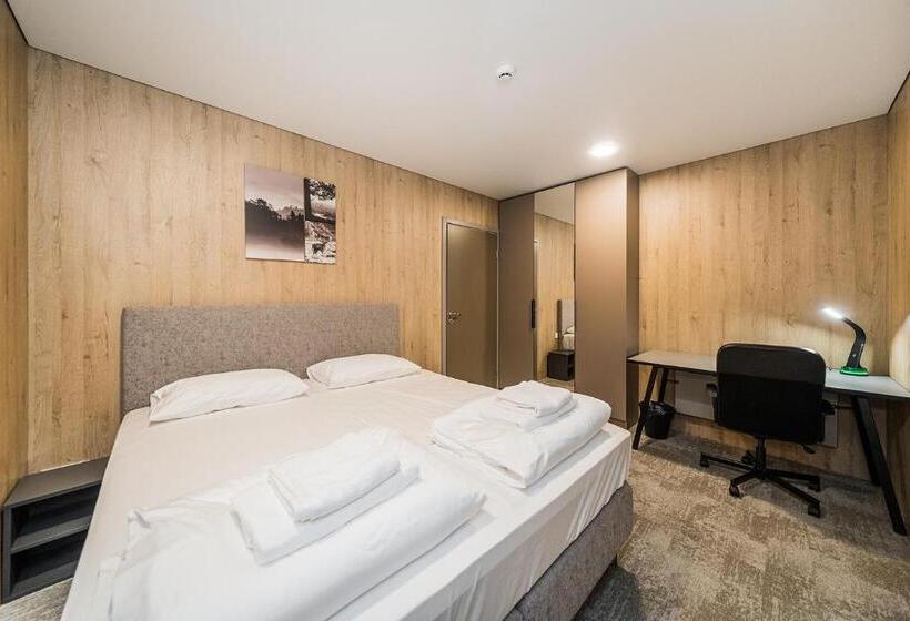 آپارتمان لوکس 2 خوابه, Zaliakalnio Terasos Apartamentai 2