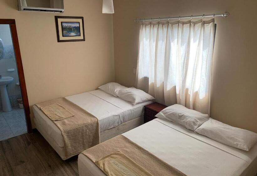 اتاق لوکس خانوادگی, Belamar