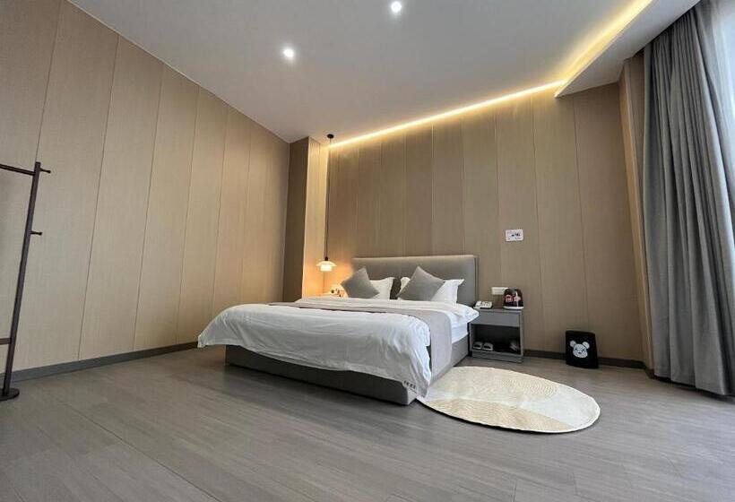 اتاق لوکس, Jinyang Xinyi Hotel   Tianfu International Airport