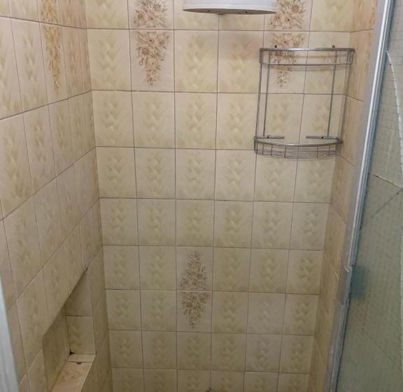 ルームシェアのワンベッド, Hostal Cumbres De El Salvador Escalón