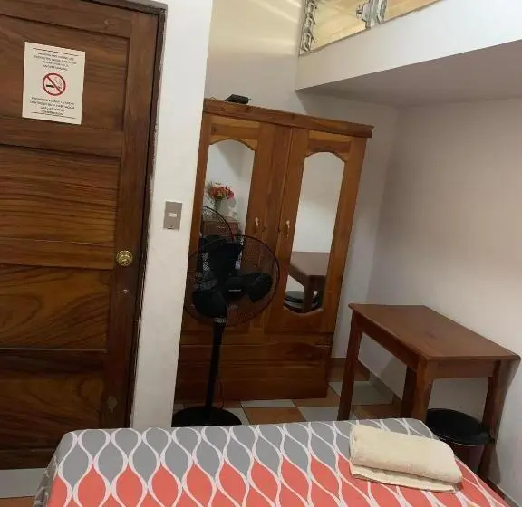 バス共有のスタンダードルーム, Hostal Cumbres De El Salvador
