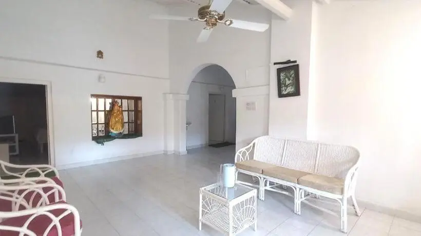 ファミリーステューディオ, Istays   The Colonial Villa, Yercaud
