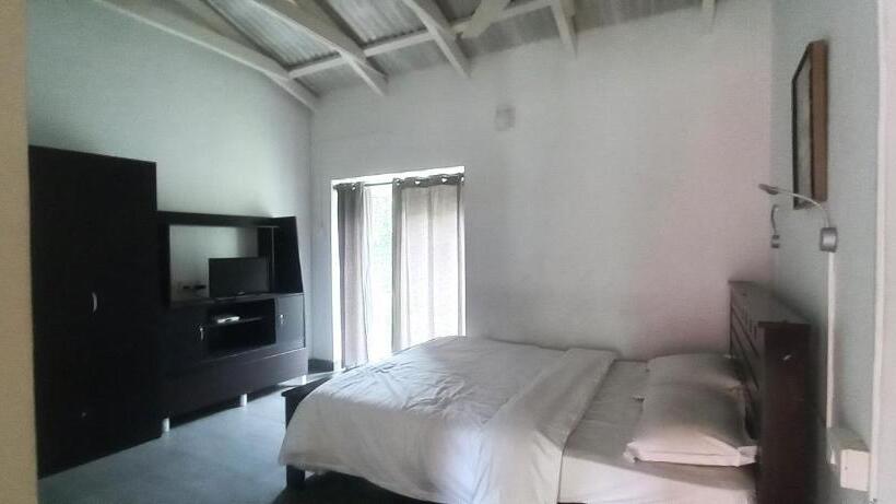 Standard Studio, Istays The Colonial Villa, Yercaud