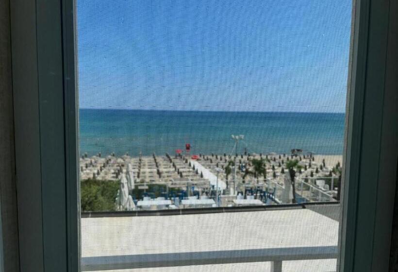 景色の見えるスタンダード４人部屋, Lido Valentino