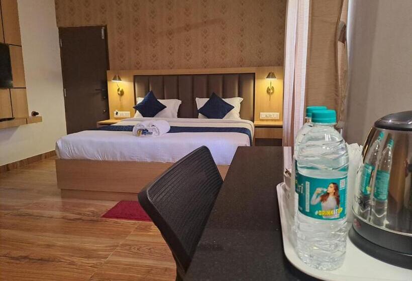 غرفة ديلوكس, Sky Inn