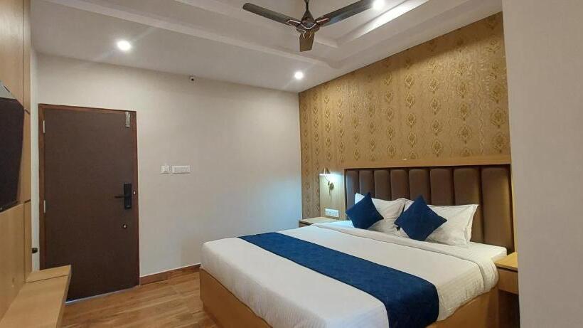 غرفة قياسية, Sky Inn