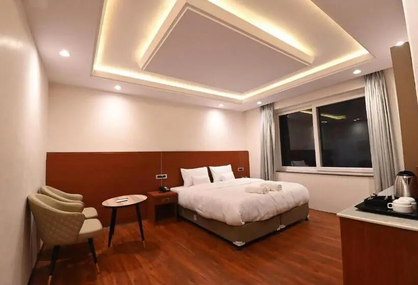 デラックスルーム, The Haven Kargil
