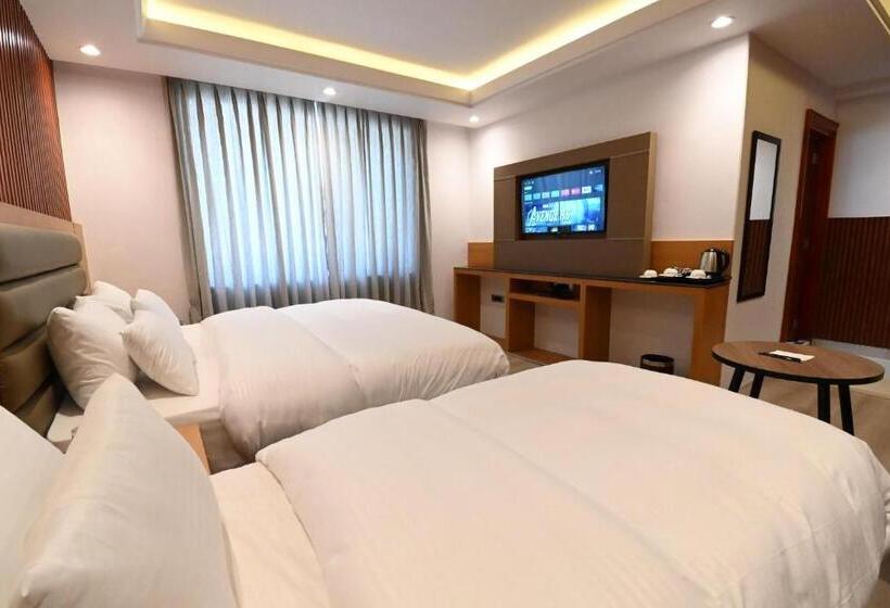 Quarto Deluxe, The Haven Kargil