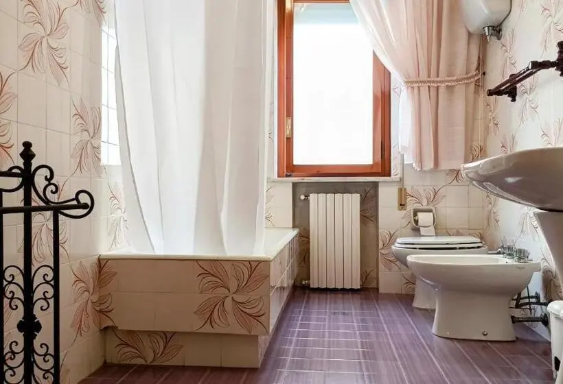 バルコニー付きスタンダードルーム, Casa Di Tota   Affittacamere