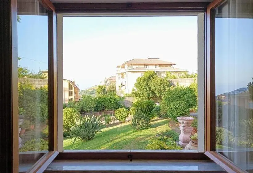 Standard room with outdoor bath, Casa Di Tota   Affittacamere