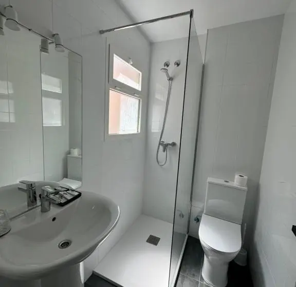 スタンダードルーム, Hostal El Jardín