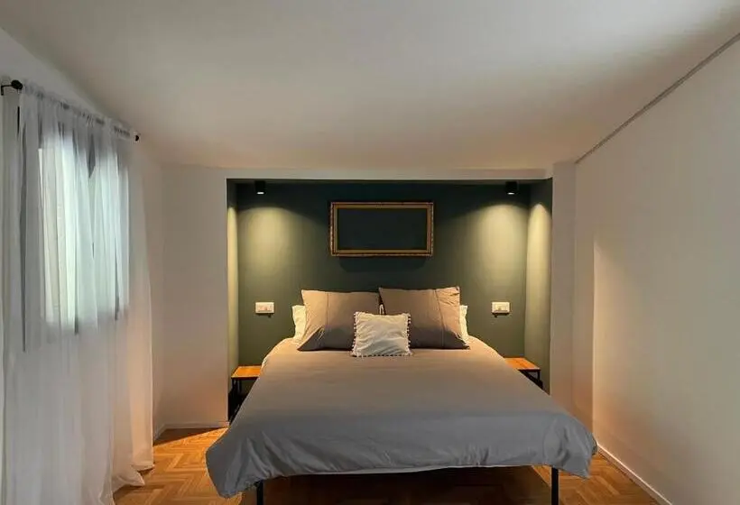 オーシャンビューデラックスルームバルコニー付き, Villa D Alba Guest House