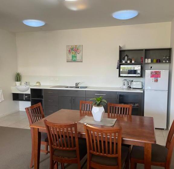 جناح عائلي, Hibernian