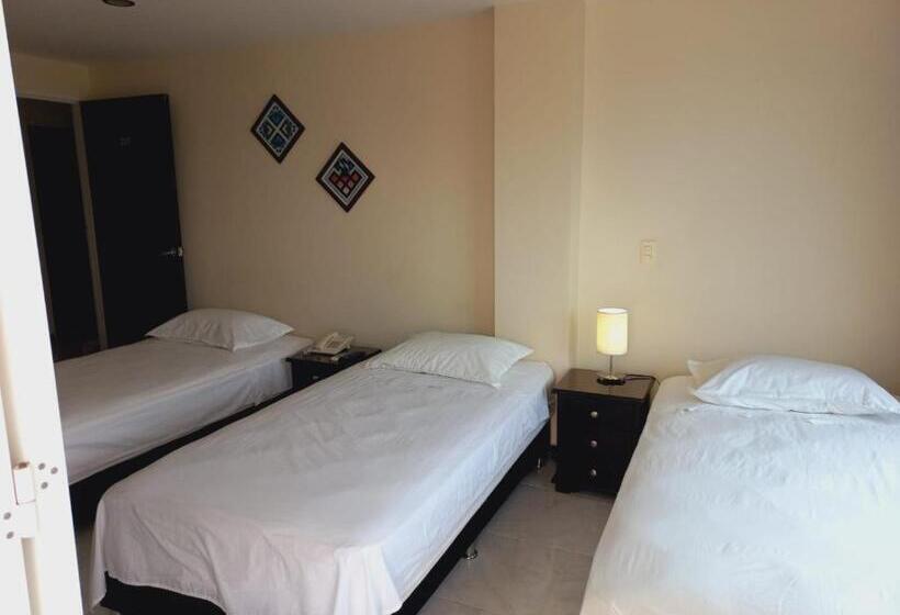 חדר סטנדרט לשלושה, Oasys Blue