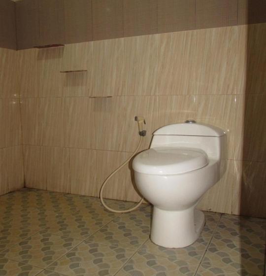 חדר אקונומי, Singasari