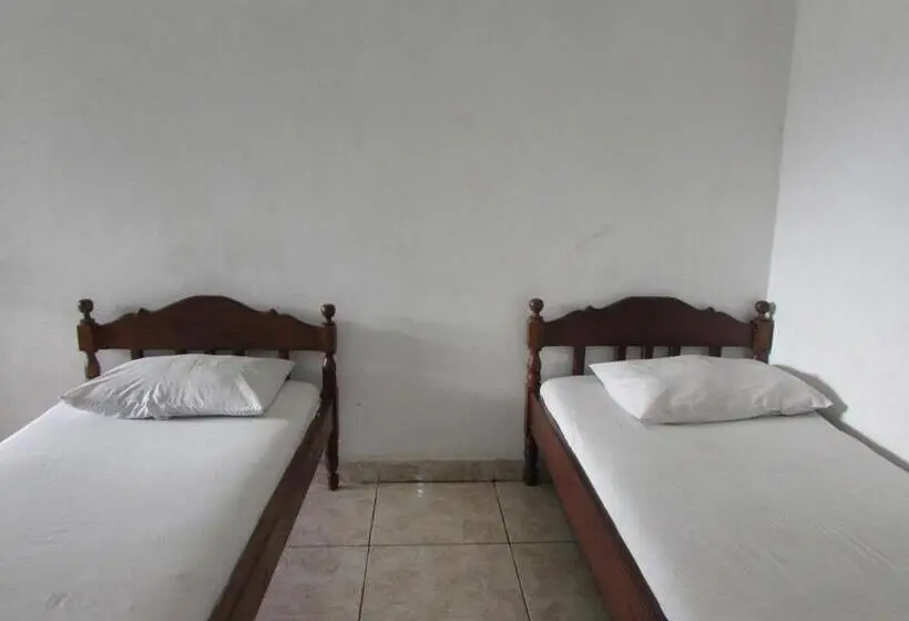 Habitación Basic, Singasari