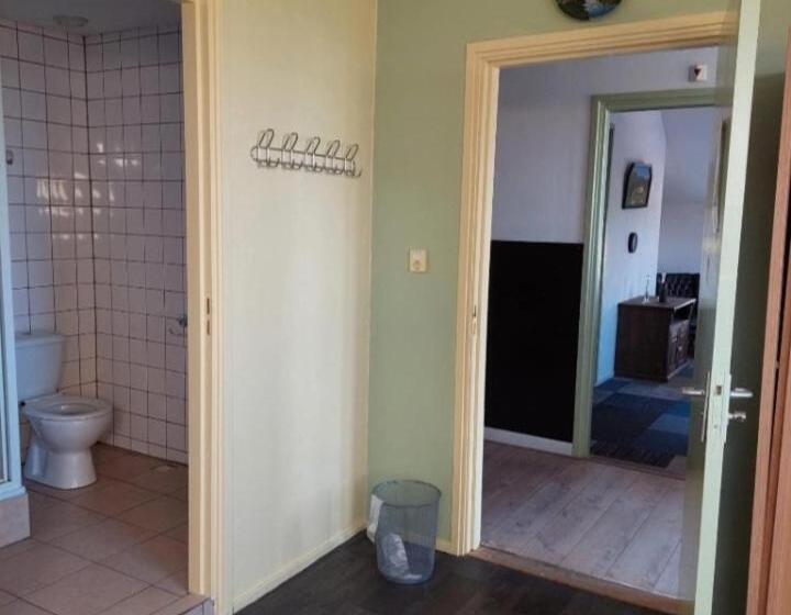 스탠다드 룸, The3alpacaspieterburen