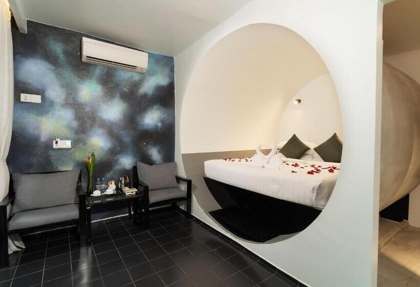 Семейный Номер, Tunnel Urban Retreat