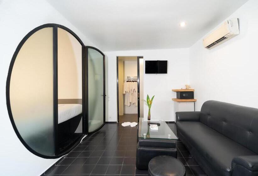 וילה בת 3 חדרי שינה, Tunnel Urban Retreat