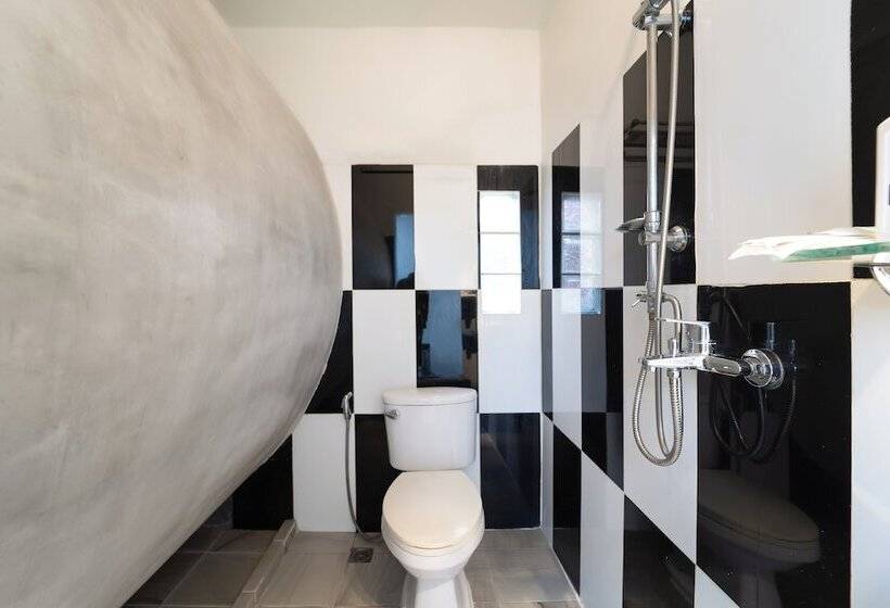 غرفة عائلية, Tunnel Urban Retreat