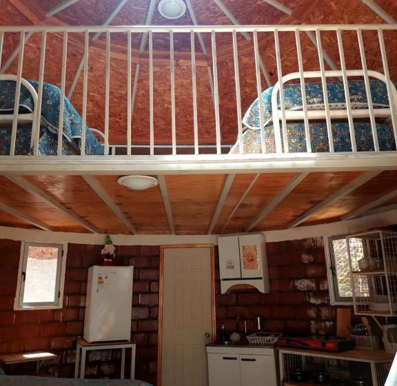 غرفة عائلية, Los Domos De Hadas Y Duendes