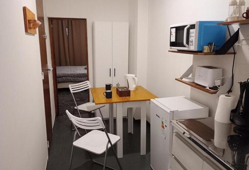 إستوديو سوبيريور, Mercedes Aparts