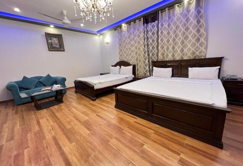 اتاق خانوادگی, Alpine Family Lodges