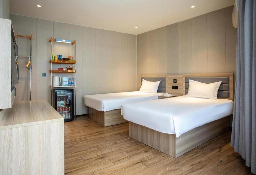 Номер Deluxe, 网鱼电竞酒店上海新国际博览中心店