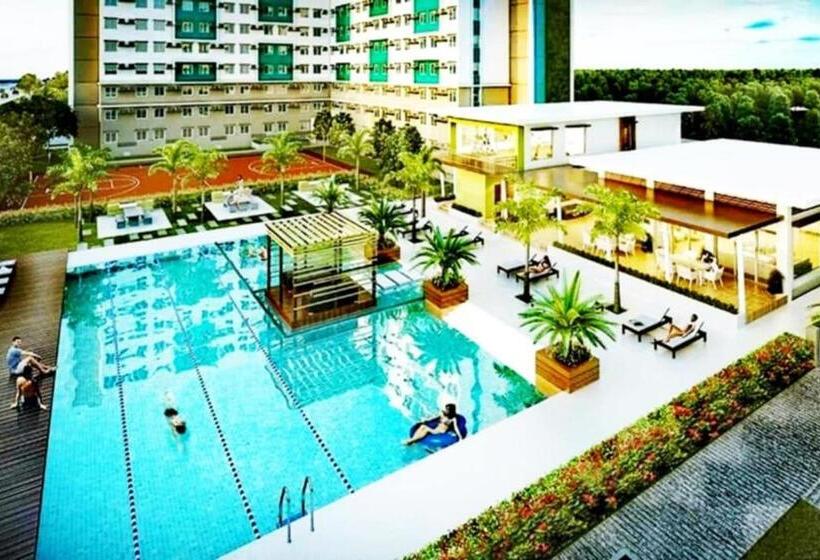 Deluxe Room Mountain View, 1019 Christine And Carina Residence At Marina Spatial Dumaguete Condominium