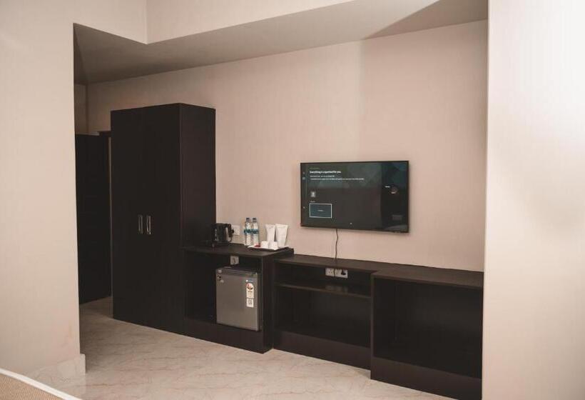 プールビュースイート, Grand Vista