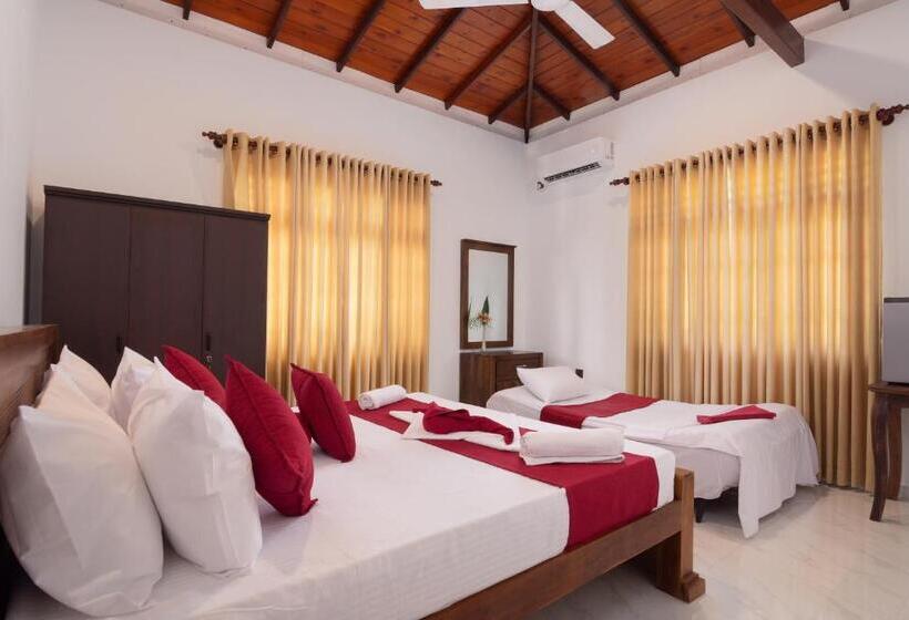 Трехместный Номер Deluxe, Tranquil Escape Hikkaduwa