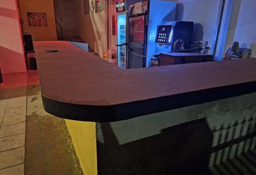 آپارتمان 1 خوابه همکف, Humacao Guest House 2