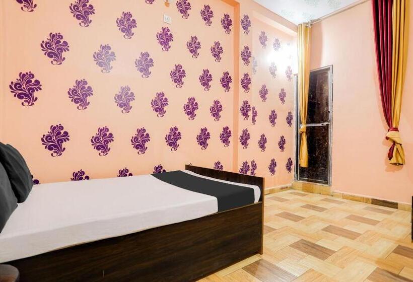 Трехместный Номер Классика, Oyo Hotel Sun Shine