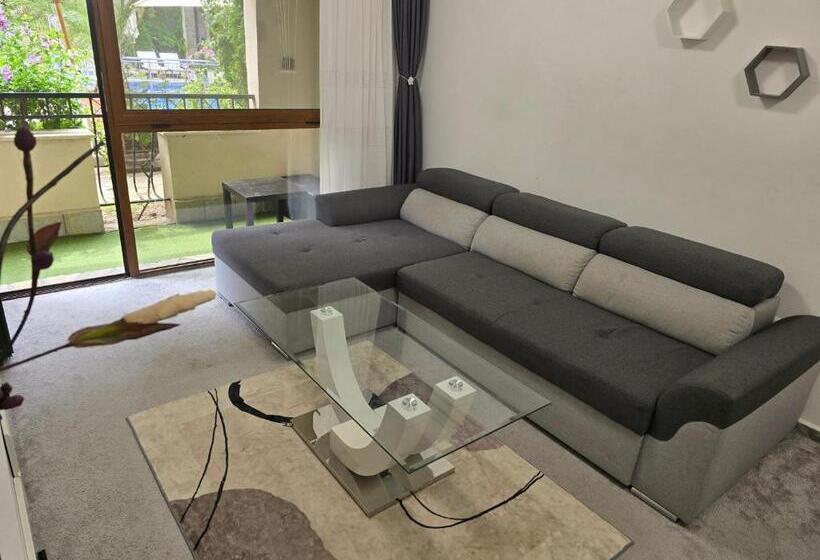 آپارتمان 1 خوابه با چشم‌انداز استخر, Cascadas Family Resort