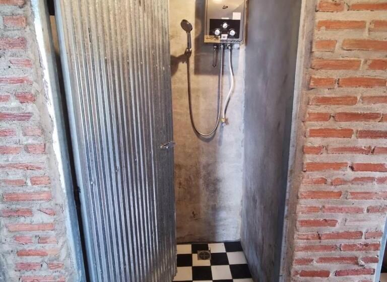 חדר סטנדרט נוף להרים, นาตาทา Cafe  & Farm Stay