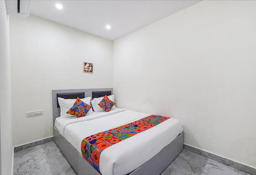 이코노미 룸, Ivory Pearl