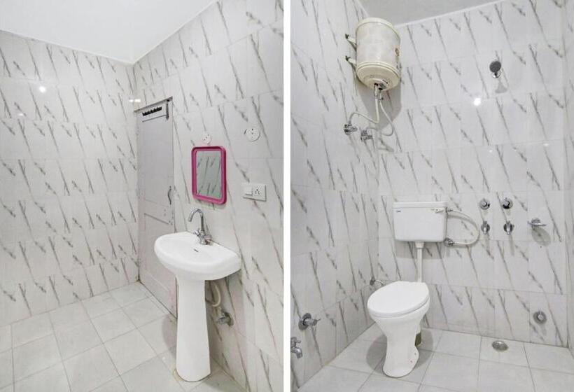 غرفة كلاسيكية ثلاثية, O Jamdagni